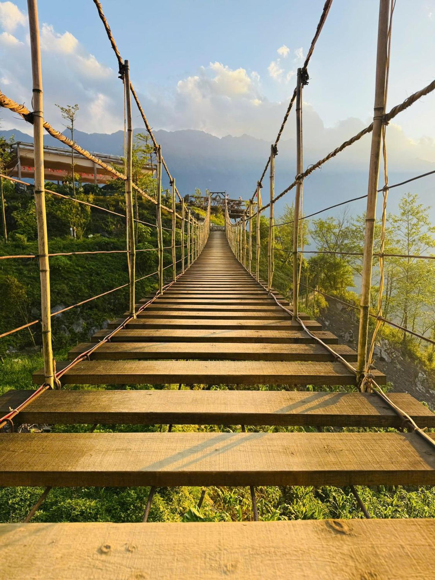Phansi - Glamping, View Point 360, Bar & Bbq 사파 외부 사진